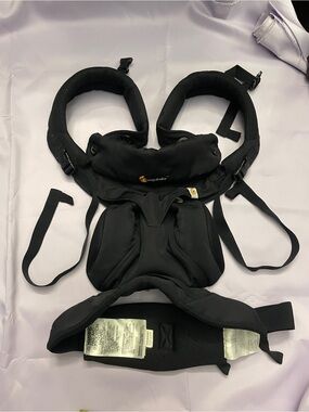 Ergobaby 360 All-Position Carrier in Black